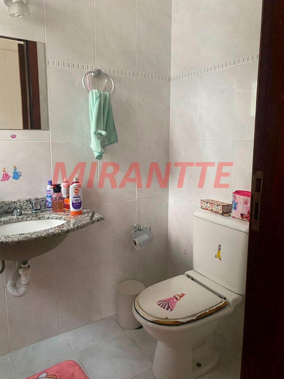 Sobrado de 160m² com 3 quartos em Santana