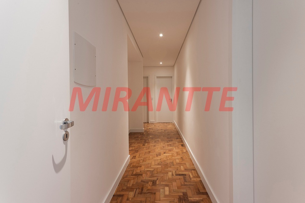 Apartamento de 225m² com 3 quartos em Jardim Paulista