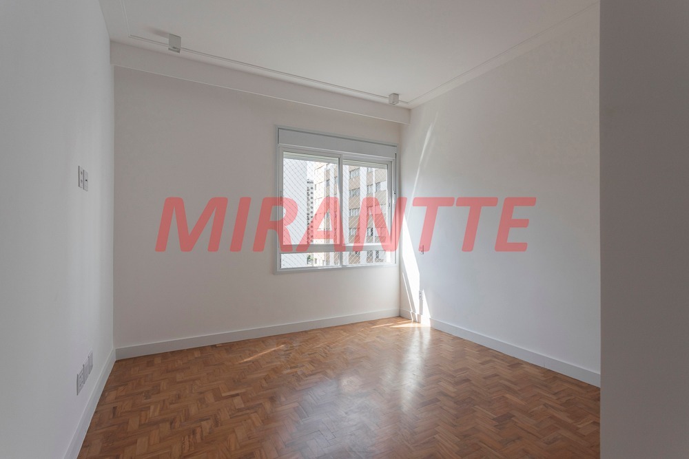 Apartamento de 225m² com 3 quartos em Jardim Paulista