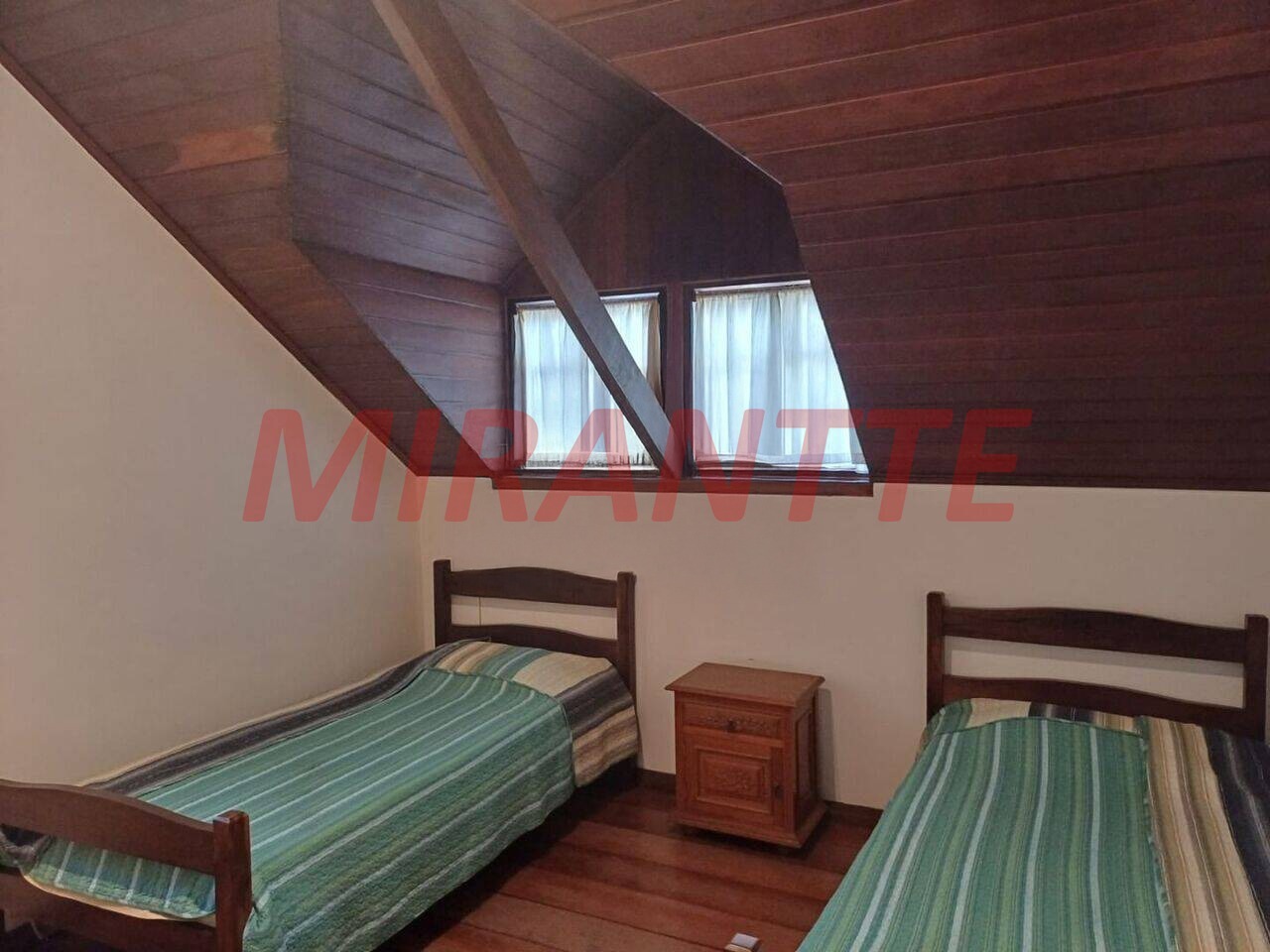 Chácara de 840m² com 8 quartos em Mato Dentro