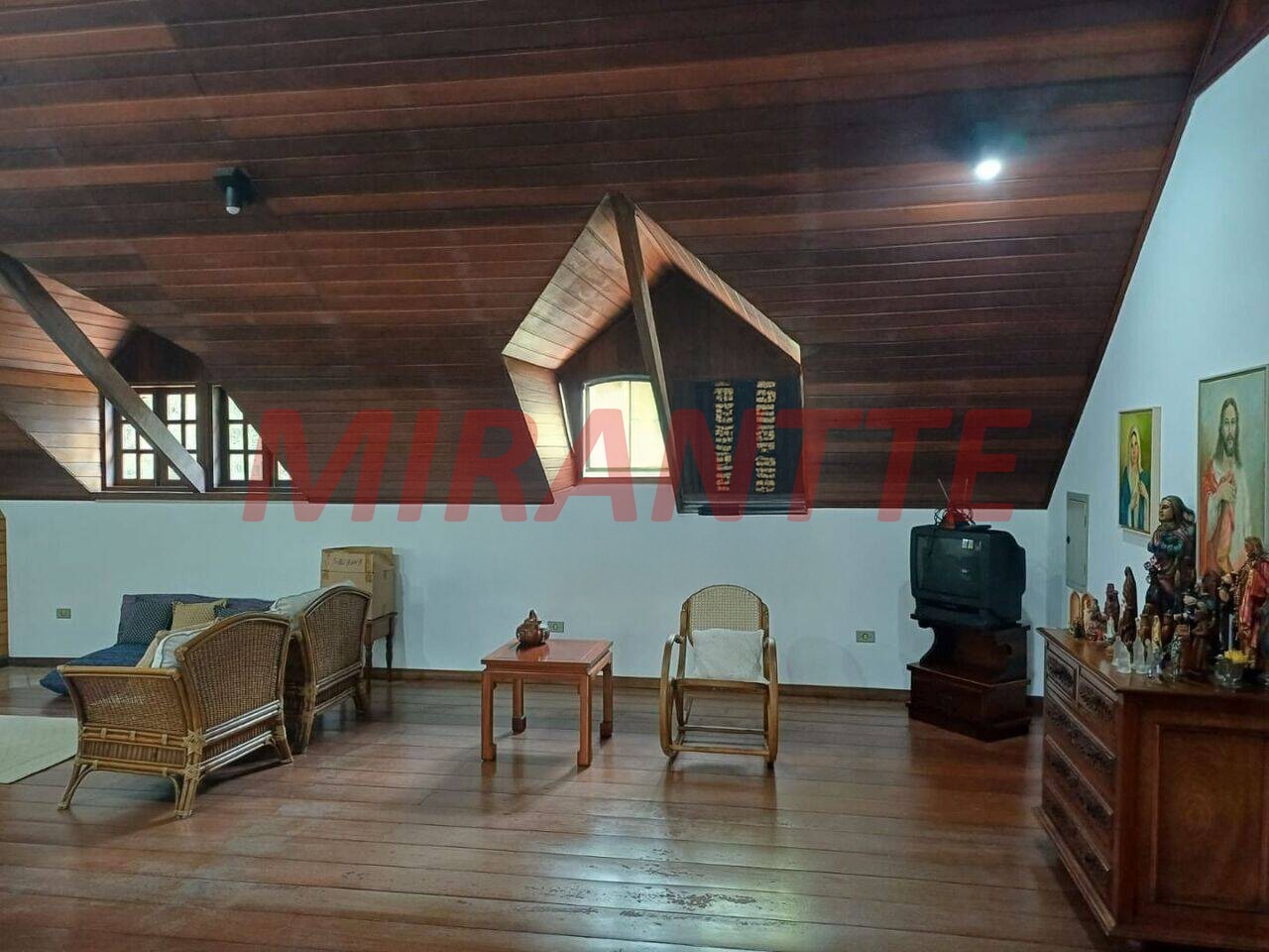 Chácara de 840m² com 8 quartos em Mato Dentro