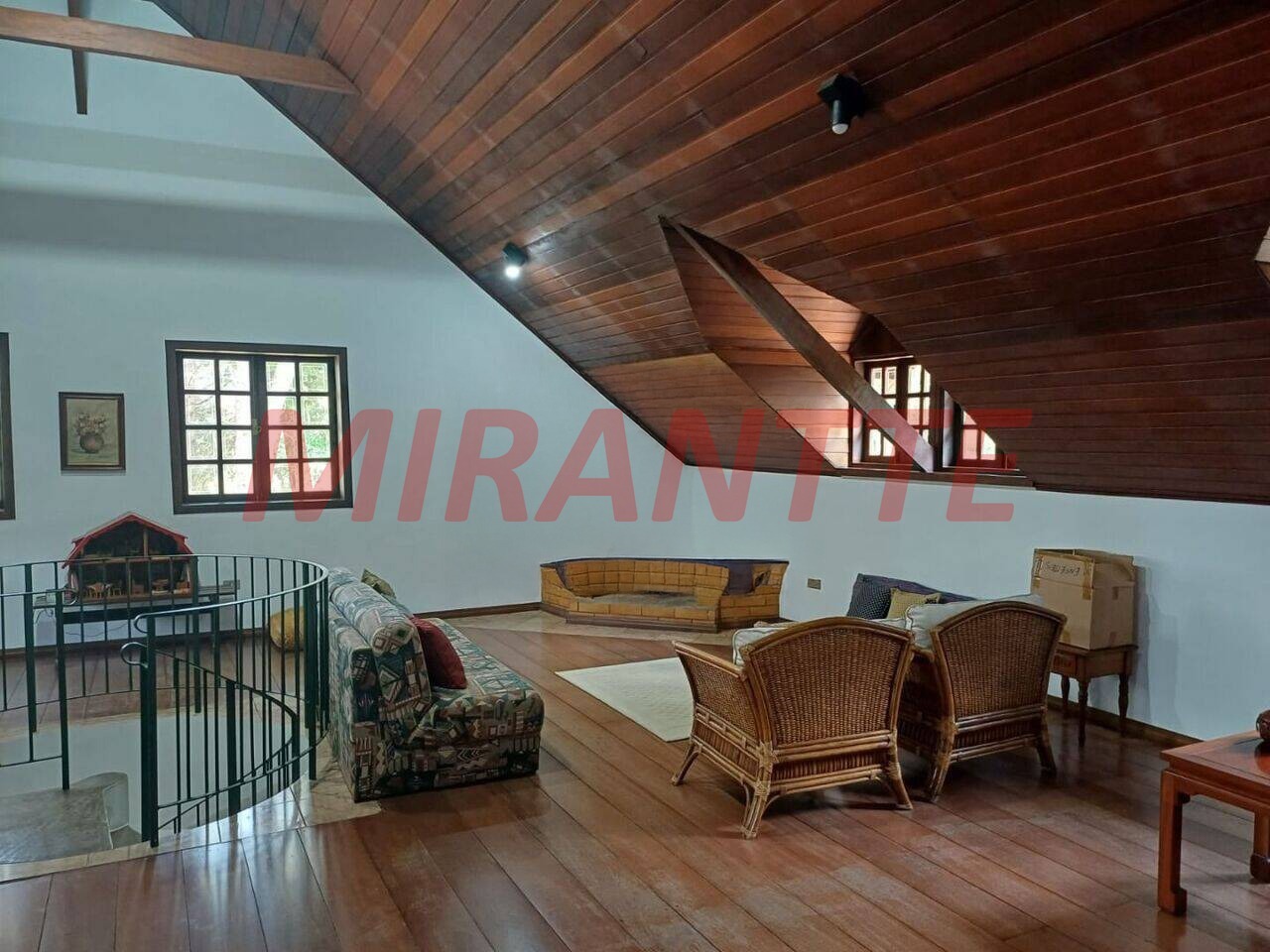 Chácara de 840m² com 8 quartos em Mato Dentro