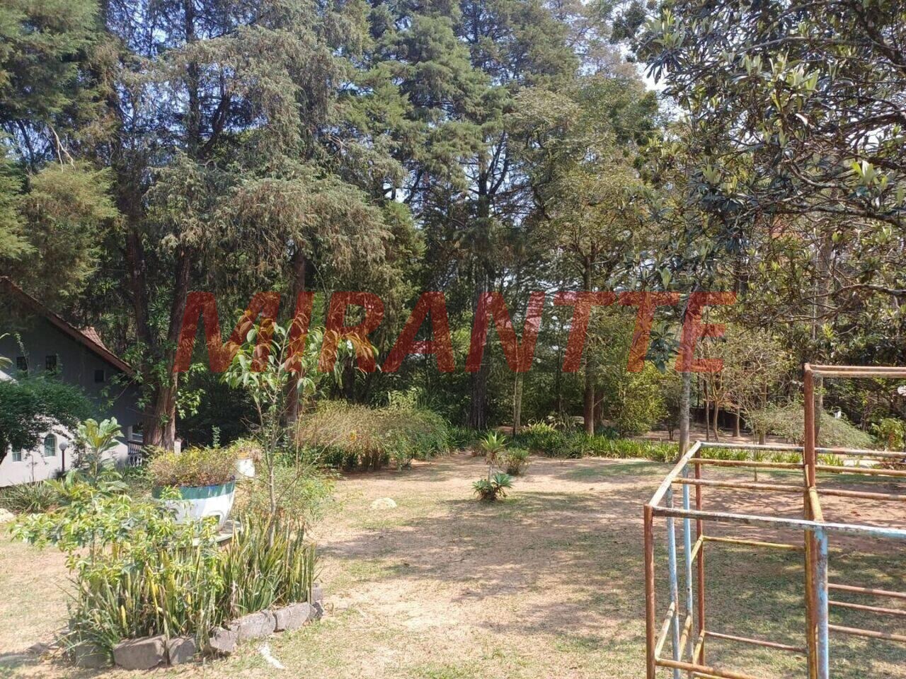 Chácara de 840m² com 8 quartos em Mato Dentro