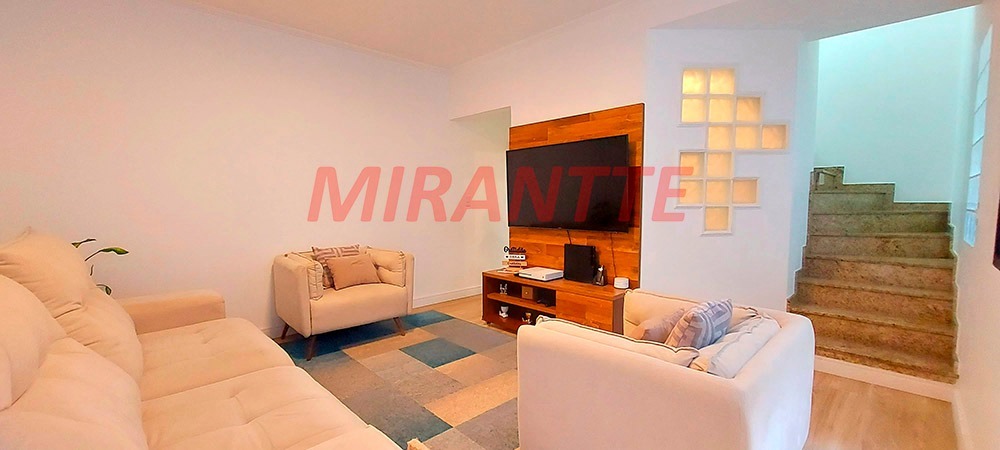 Sobrado de 131m² com 3 quartos em Parada Inglesa