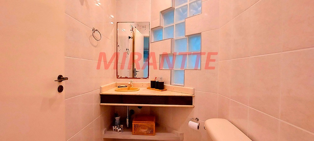 Sobrado de 131m² com 3 quartos em Parada Inglesa