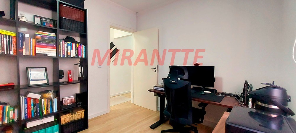 Sobrado de 131m² com 3 quartos em Parada Inglesa