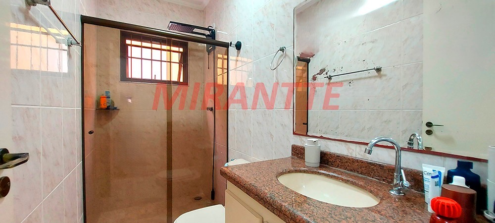 Sobrado de 131m² com 3 quartos em Parada Inglesa