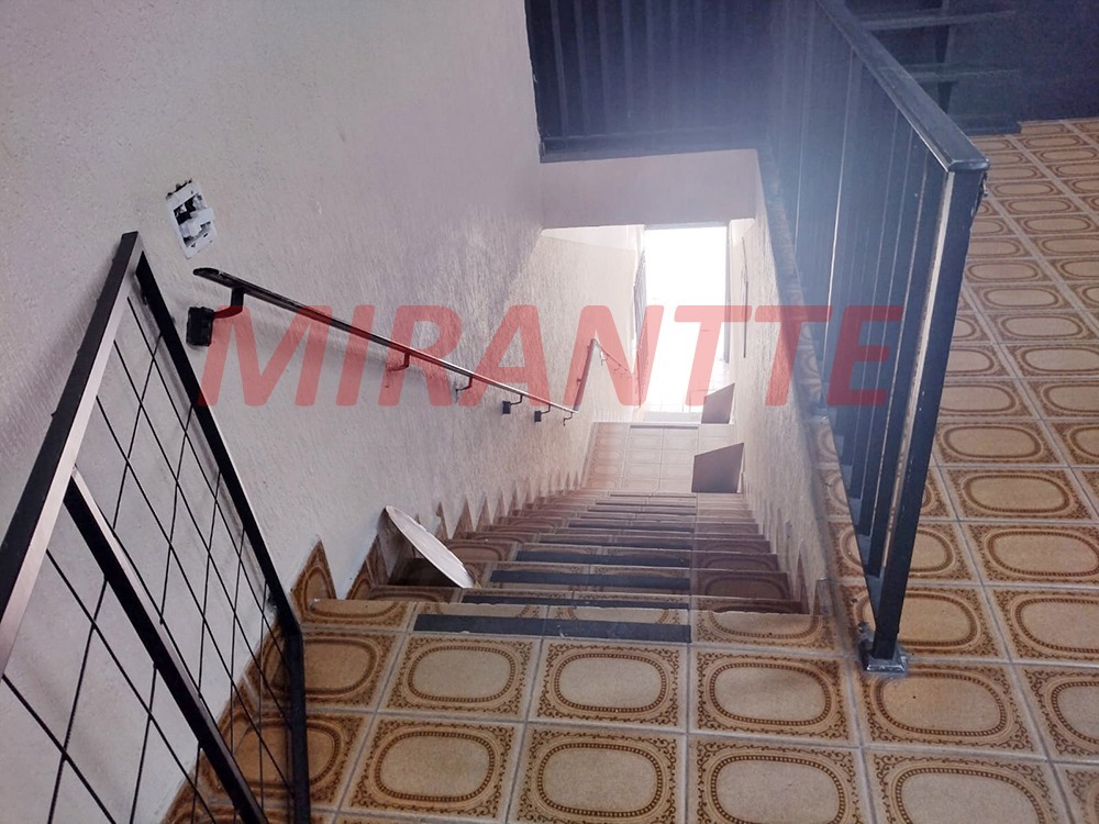 Comercial de 475m² em Imirim