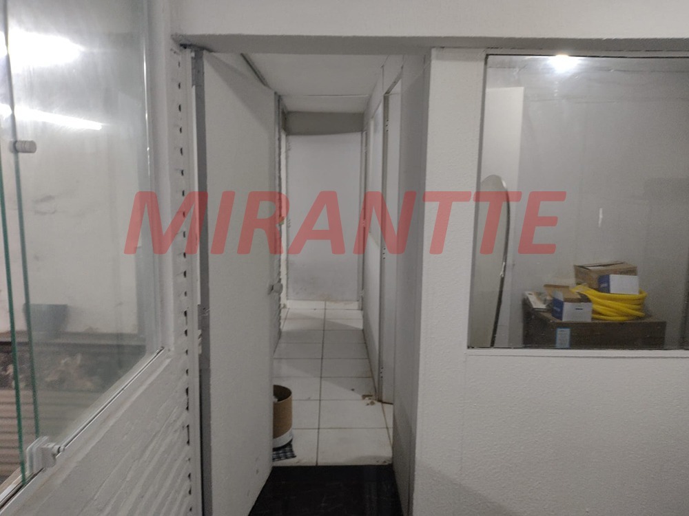 Comercial de 475m² em Imirim