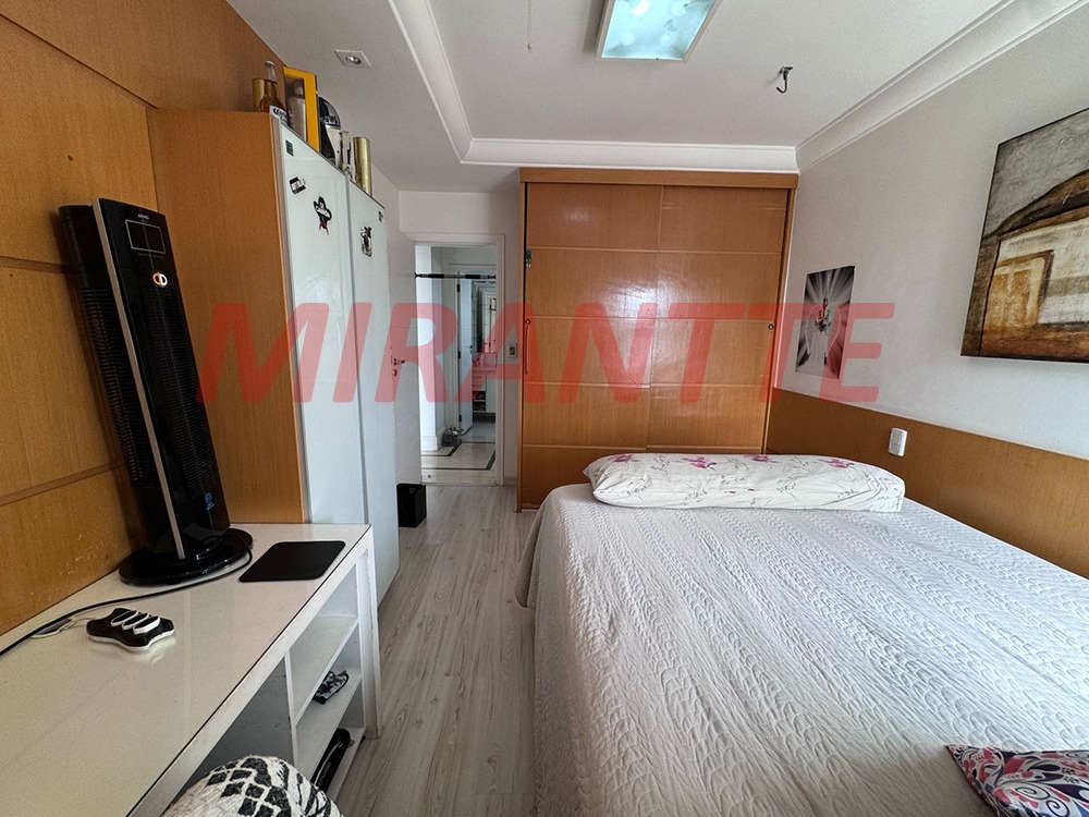 Apartamento de 158m² com 3 quartos em Água Fria
