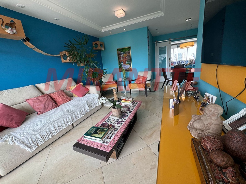 Apartamento de 158m² com 3 quartos em Água Fria