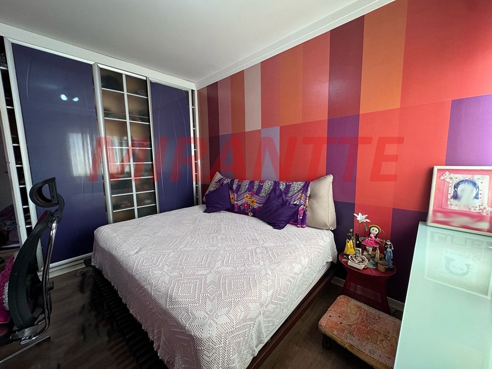 Apartamento de 158m² com 3 quartos em Água Fria