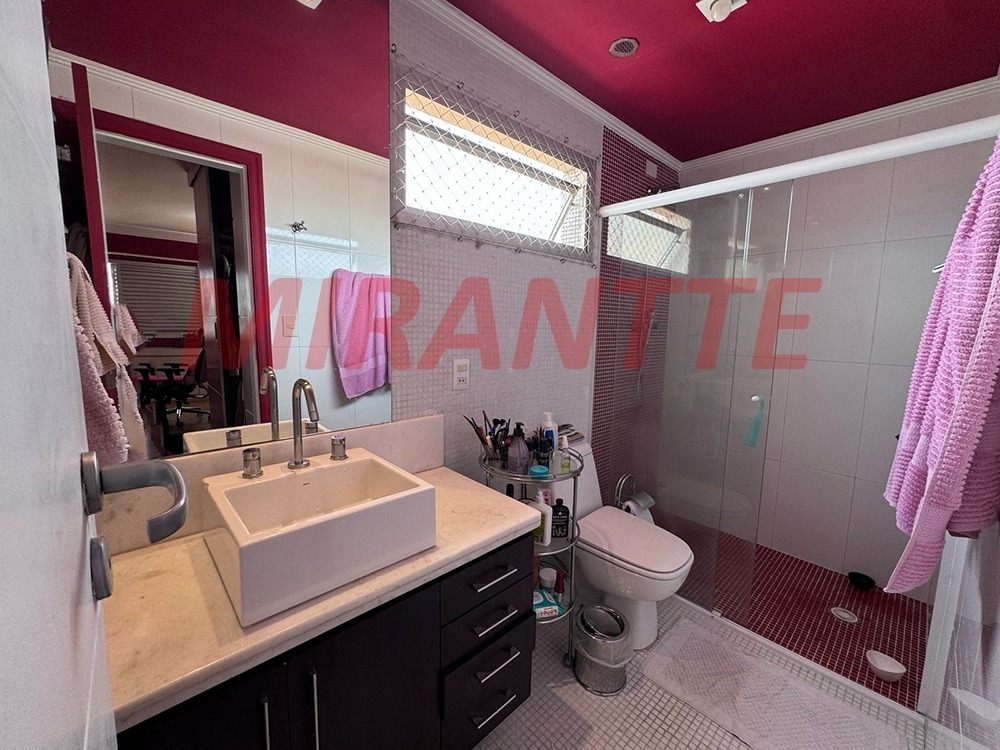 Apartamento de 158m² com 3 quartos em Água Fria
