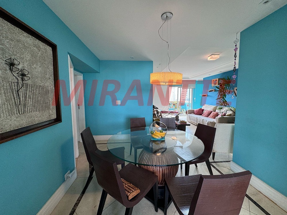 Apartamento de 158m² com 3 quartos em Água Fria