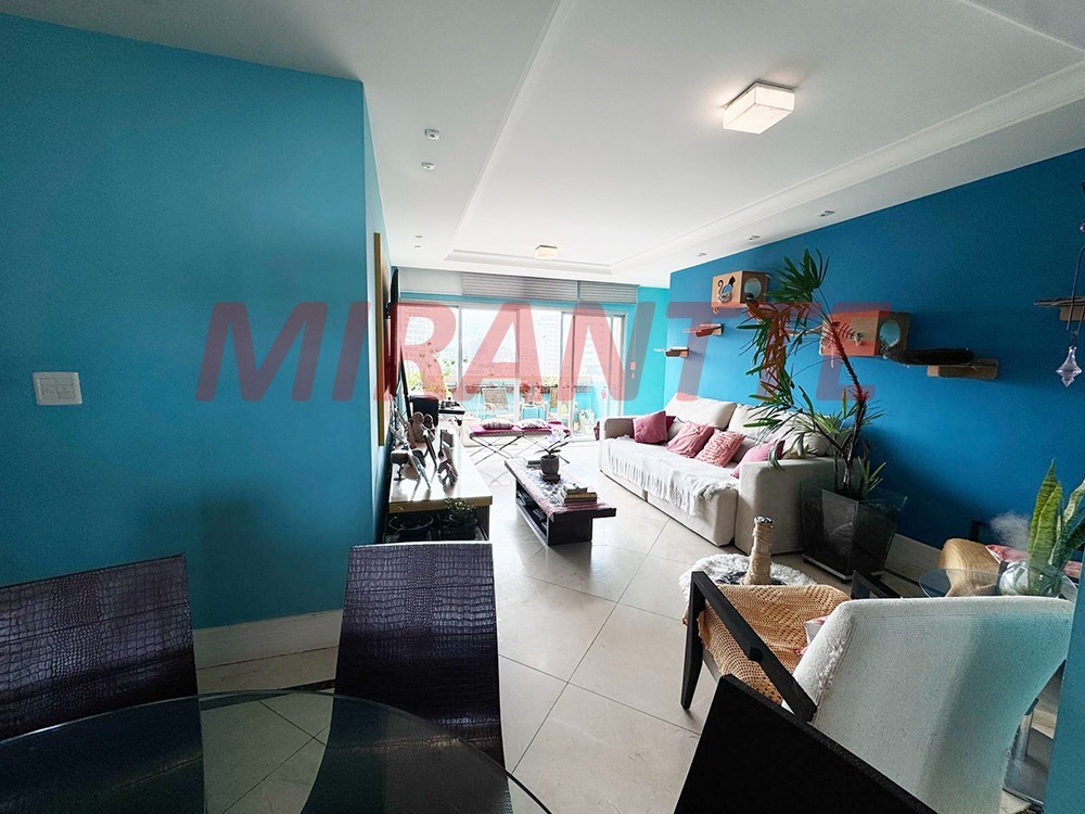 Apartamento de 158m² com 3 quartos em Água Fria