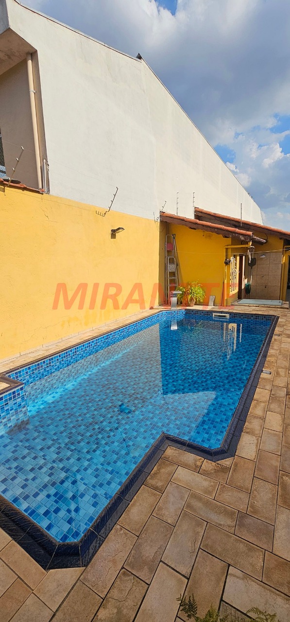 Casa terrea de 115m² com 4 quartos em Vila Mazzei
