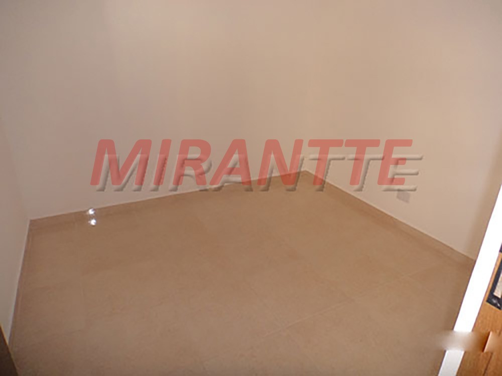 Casa terrea de 142m² com 5 quartos em Chora Menino