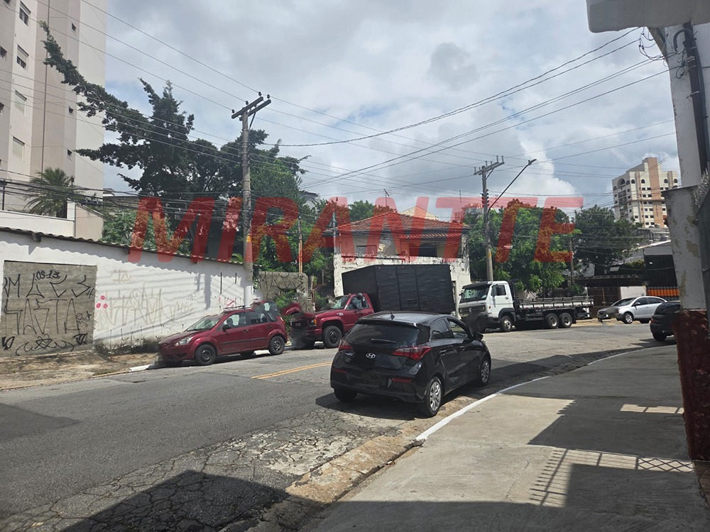 Terreno de 0m² em Vila Bertioga