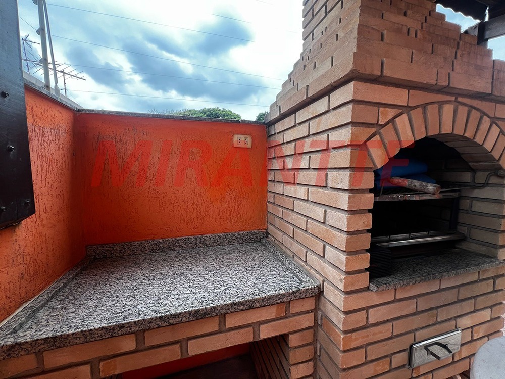 Casa terrea de 216m² com 3 quartos em Vila Pauliceia
