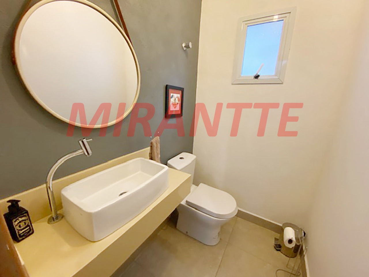 Sobrado de 150m² com 4 quartos em Vila Baruel