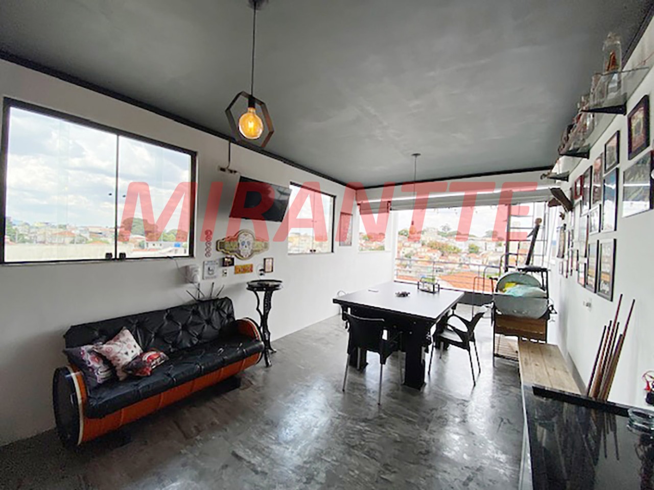 Sobrado de 150m² com 4 quartos em Vila Baruel