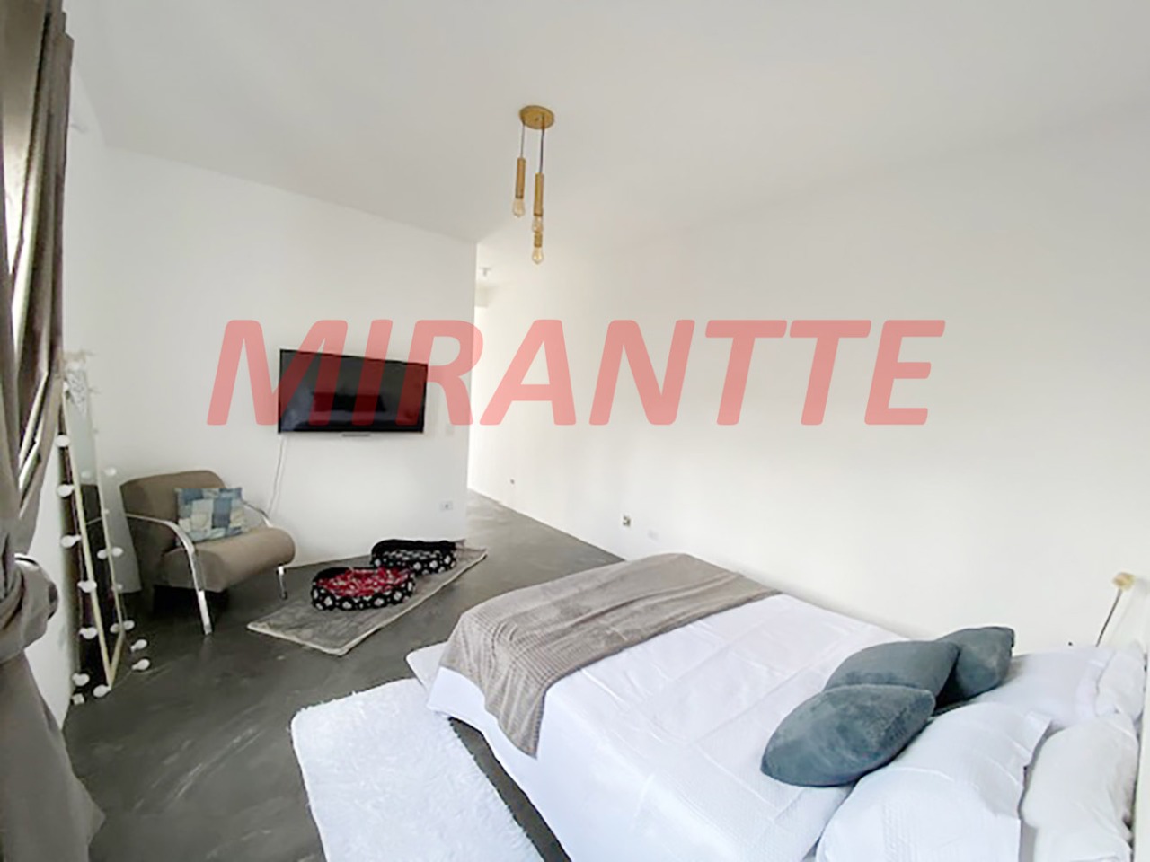 Sobrado de 150m² com 4 quartos em Vila Baruel