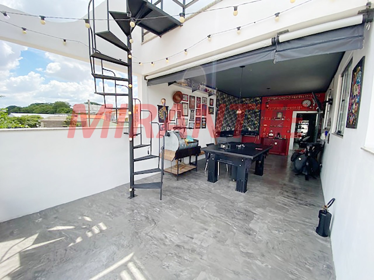 Sobrado de 150m² com 4 quartos em Vila Baruel