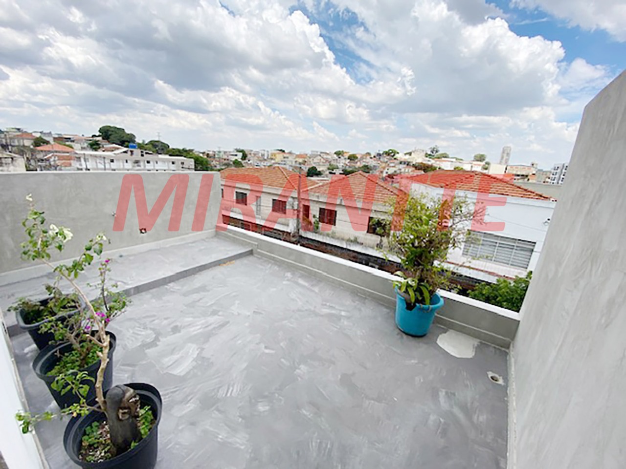 Sobrado de 150m² com 4 quartos em Vila Baruel