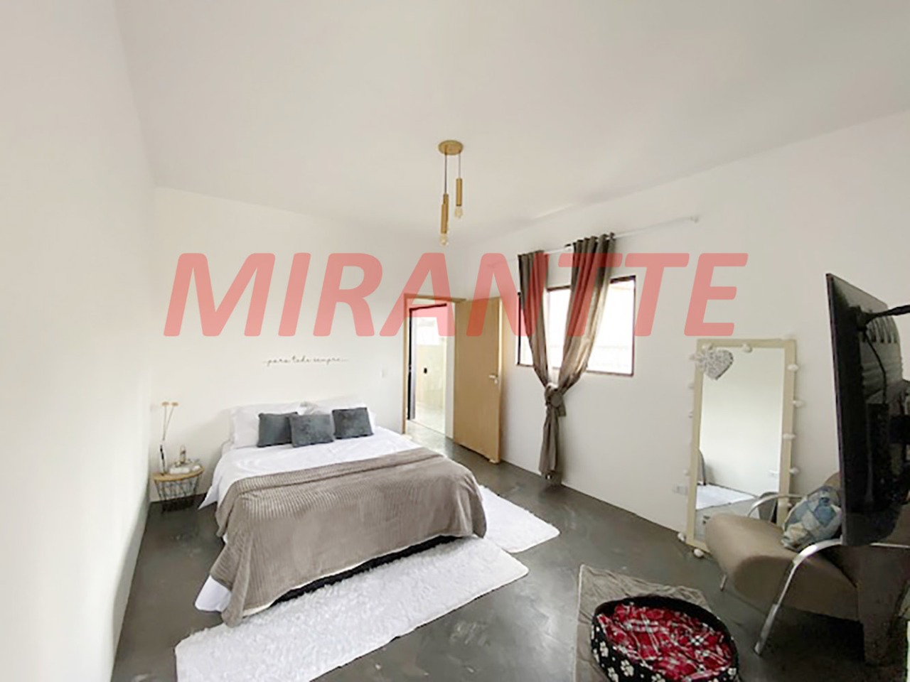 Sobrado de 150m² com 4 quartos em Vila Baruel