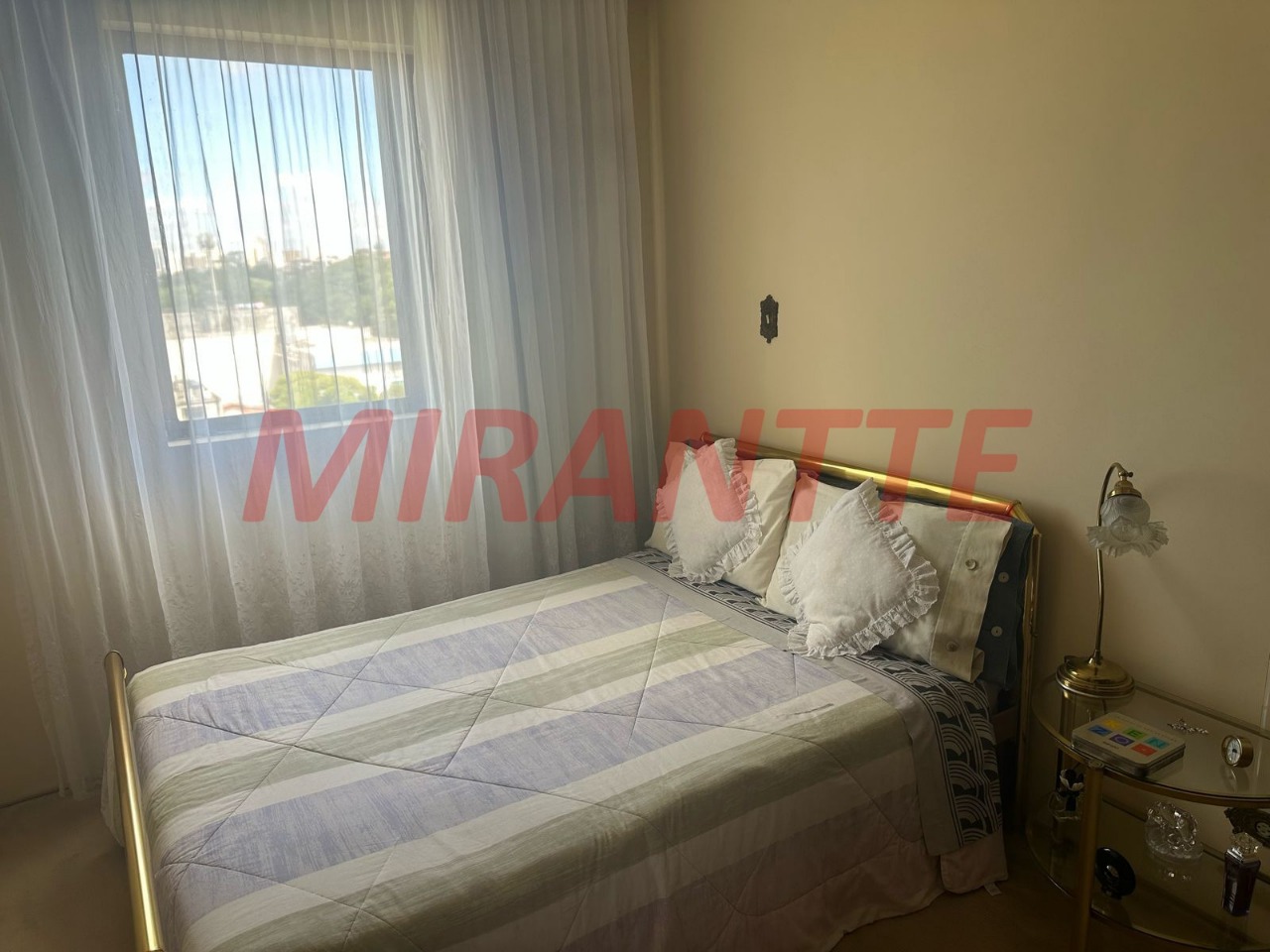 Apartamento de 60m² com 2 quartos em Vila Ester