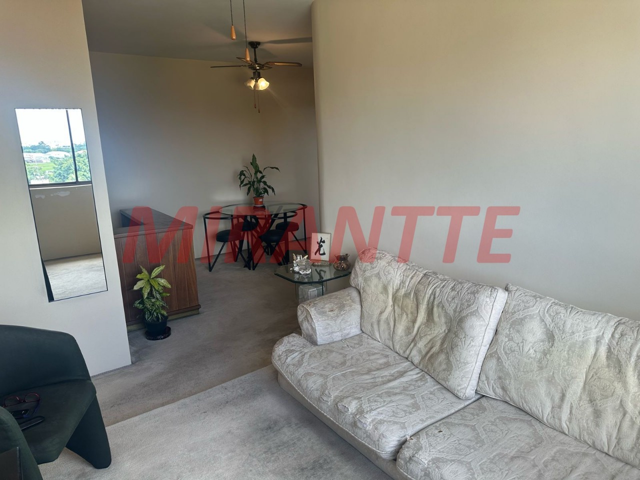 Apartamento de 60m² com 2 quartos em Vila Ester