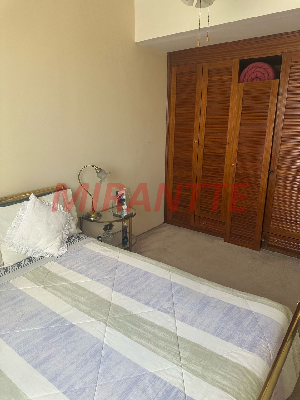 Apartamento de 60m² com 2 quartos em Vila Ester