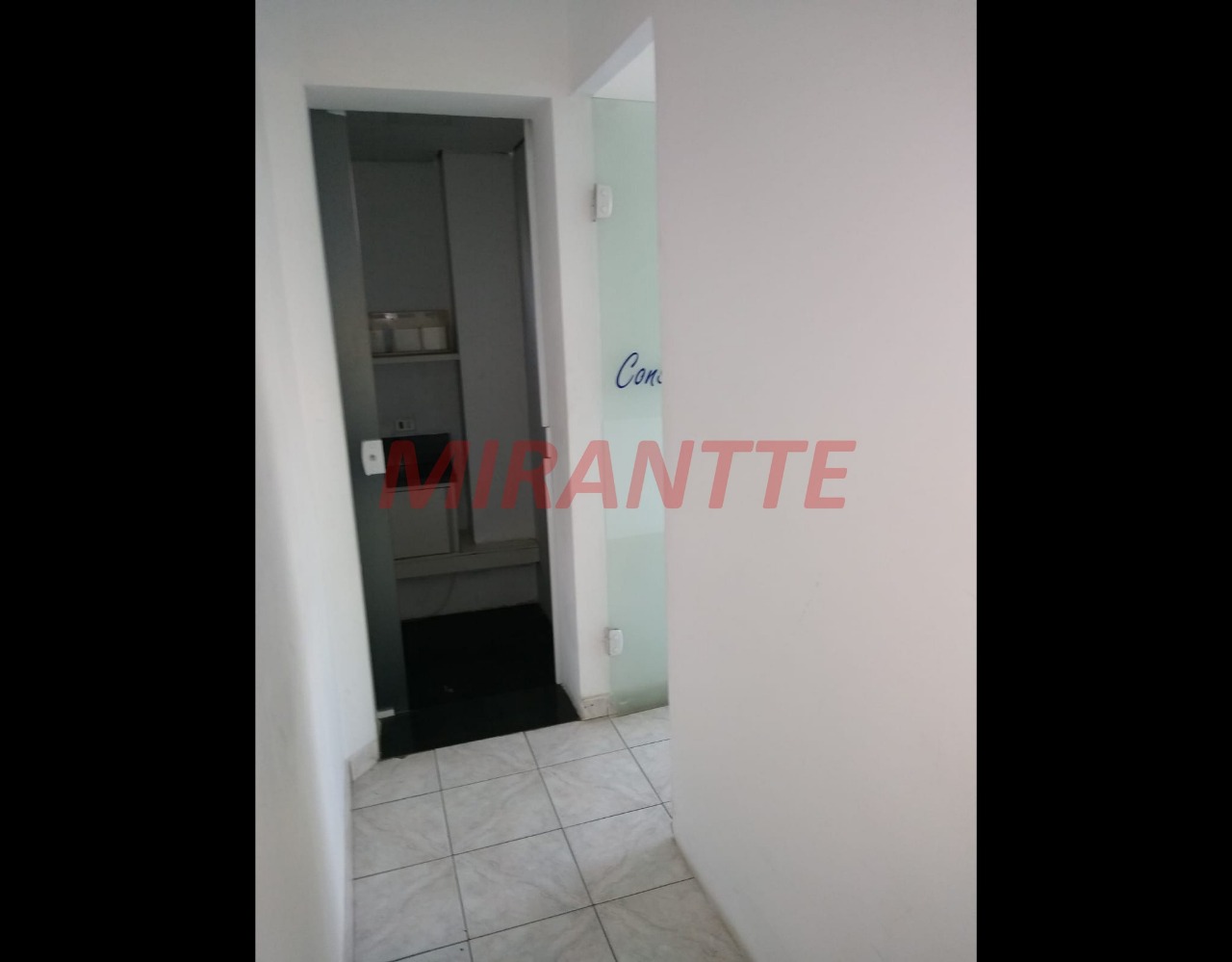 Conjunto comercial de 141m² em Santana