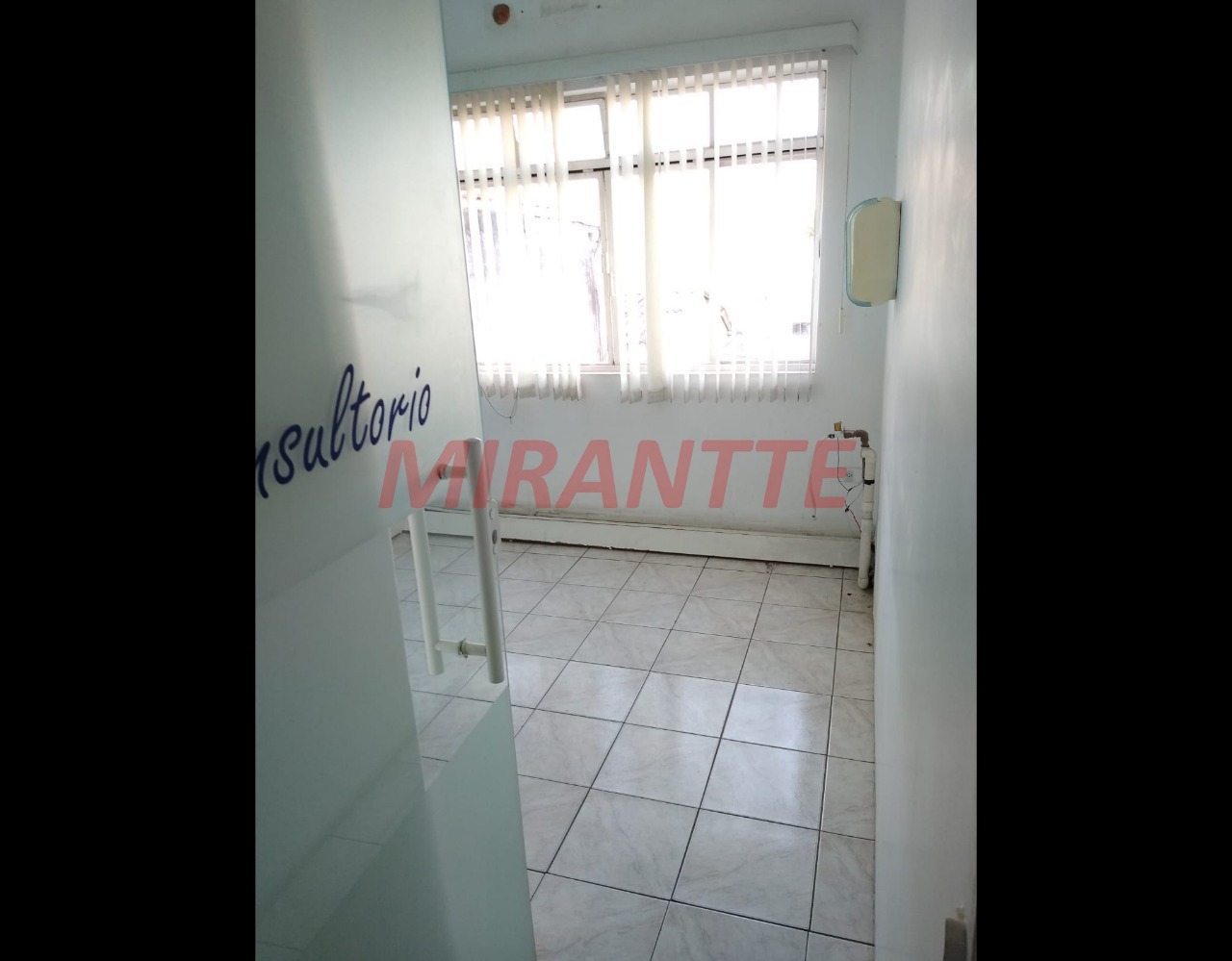 Conjunto comercial de 141m² em Santana