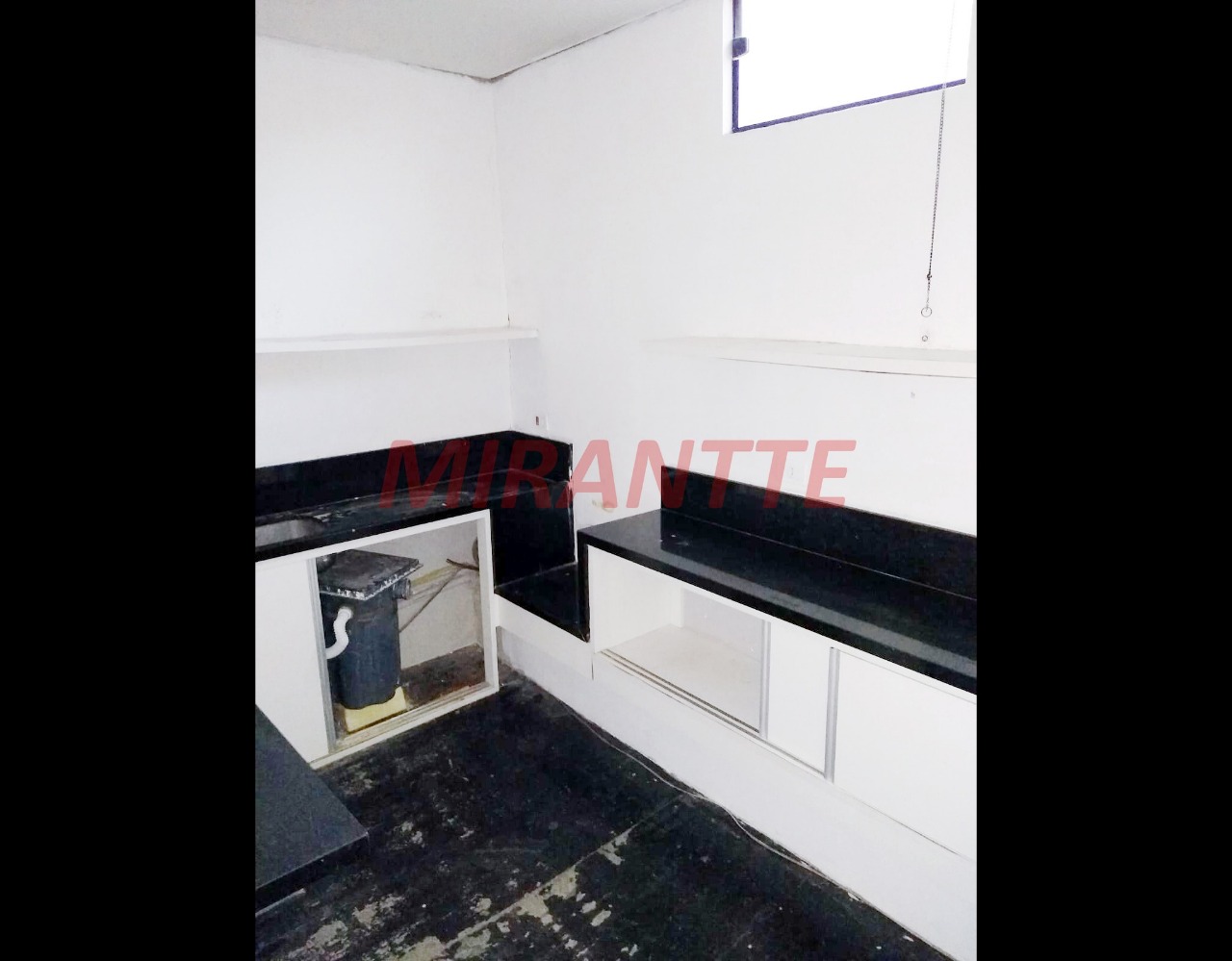 Conjunto comercial de 141m² em Santana