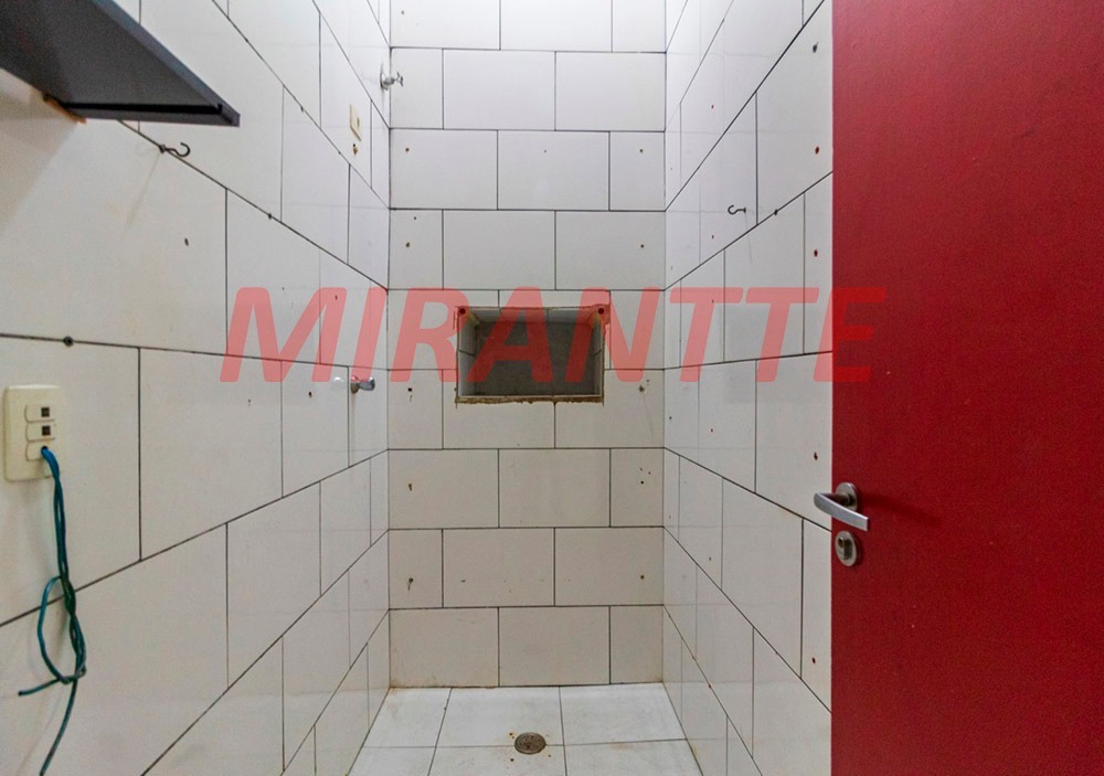 Comercial de 140m² em Vila Mazzei