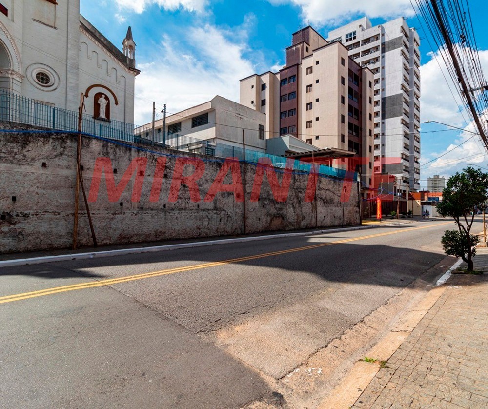 Comercial de 140m² em Vila Mazzei
