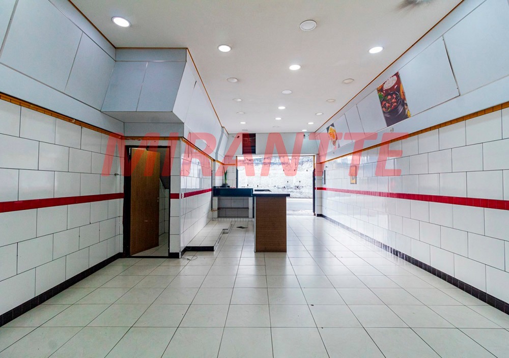 Comercial de 140m² em Vila Mazzei