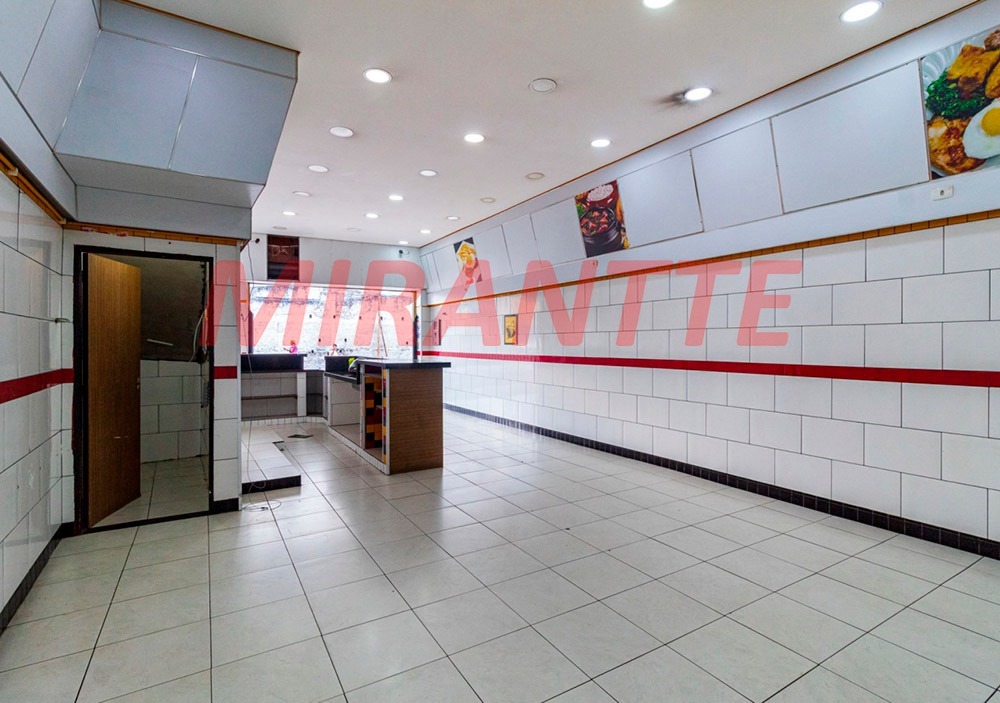 Comercial de 140m² em Vila Mazzei