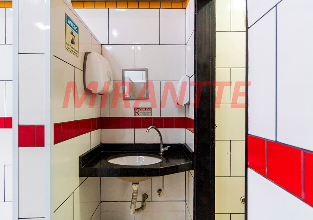 Comercial de 140m² em Vila Mazzei