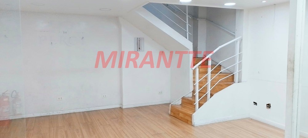Comercial de 140m² em Santana