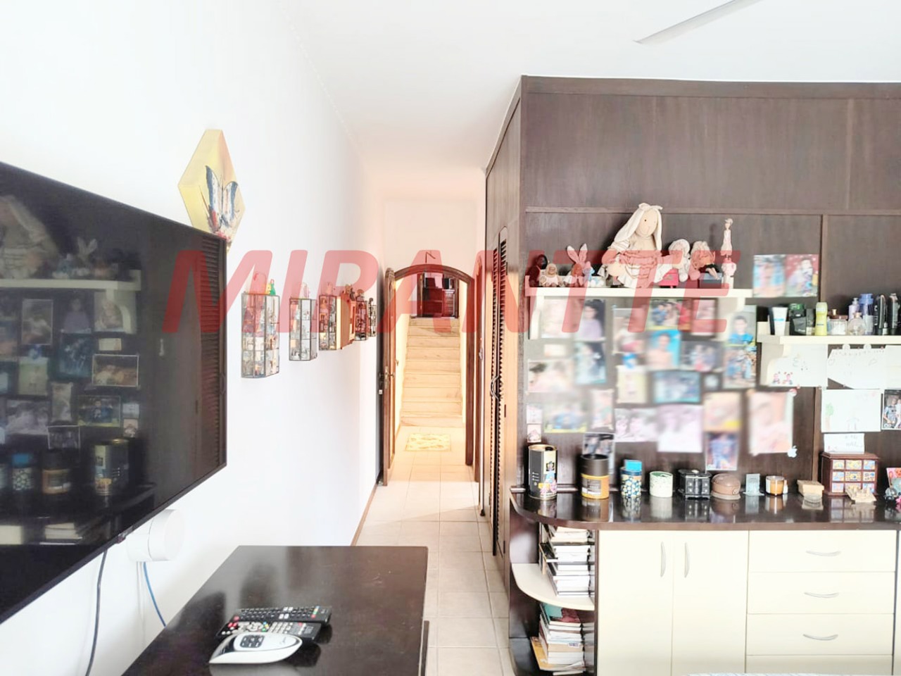 Sobrado de 240m² com 3 quartos em Santana