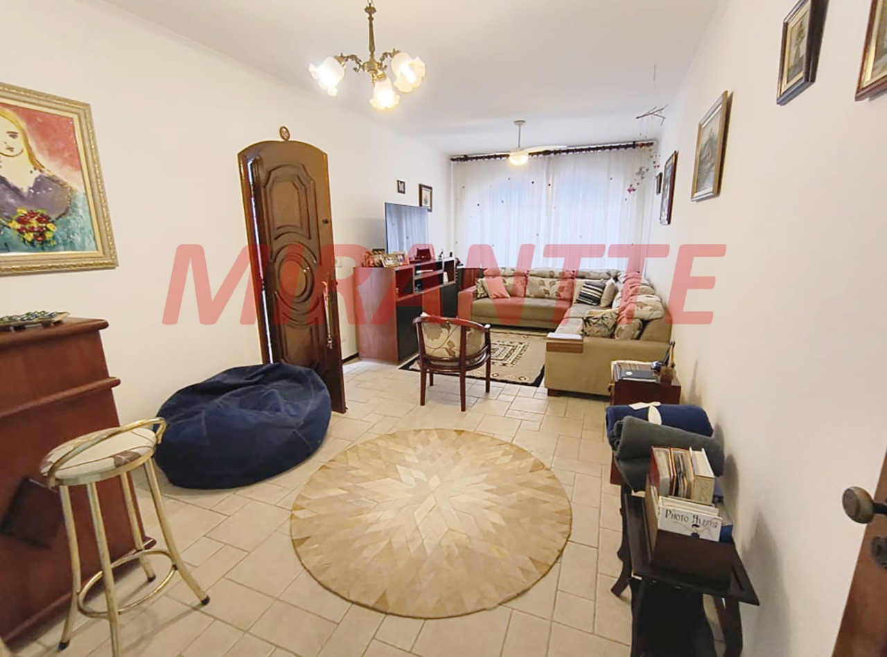 Sobrado de 240m² com 3 quartos em Santana