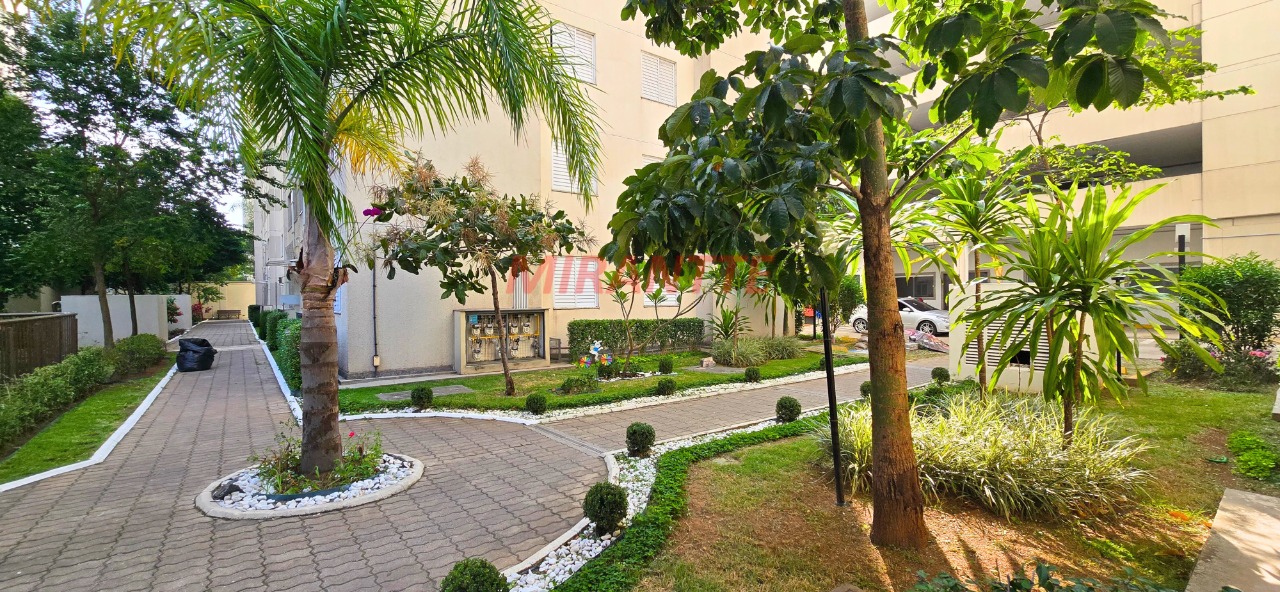 Apartamento de 49m² com 2 quartos em Jardim Iris