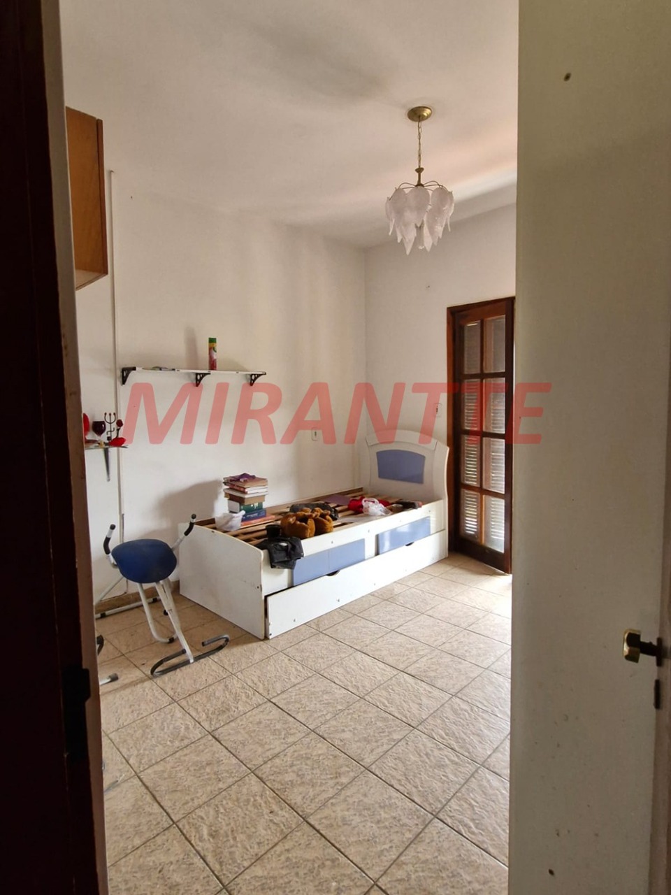 Sobrado de 272m² com 4 quartos em Rio Abaixo