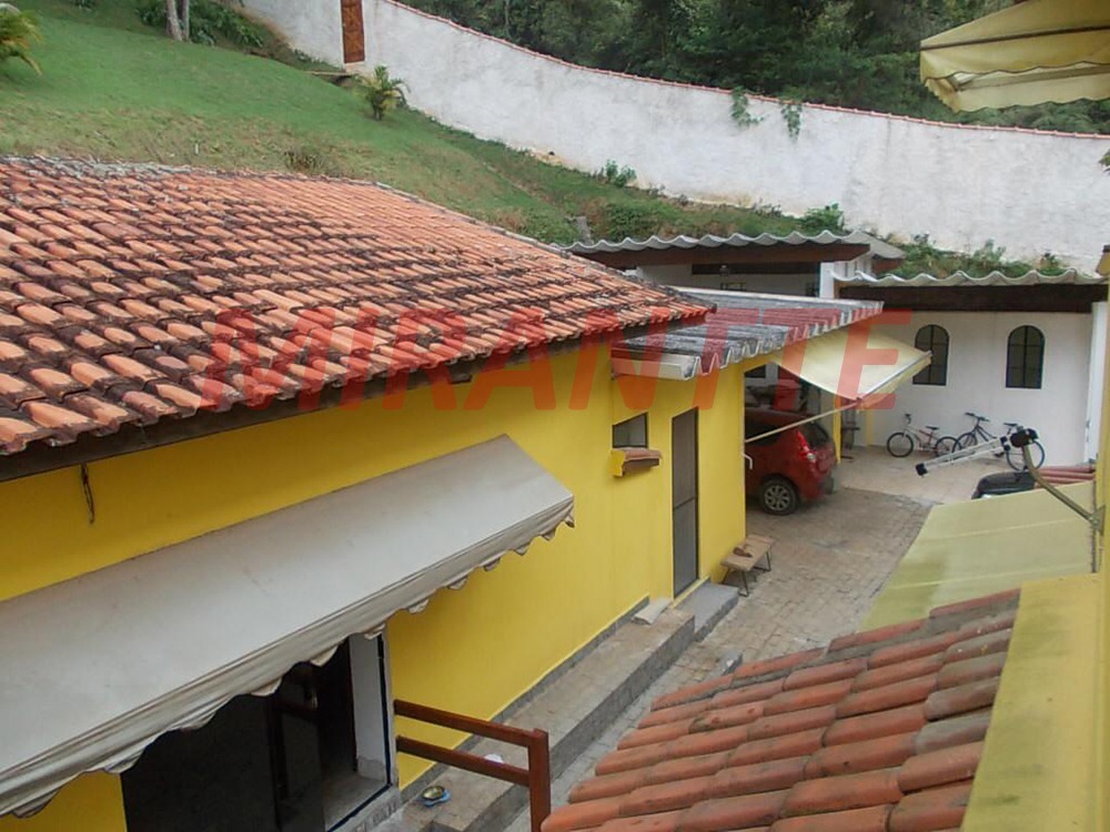 Sobrado de 272m² com 4 quartos em Rio Abaixo