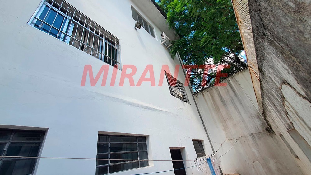 Sobrado de 205m² com 3 quartos em Jardim Virginia Bianca