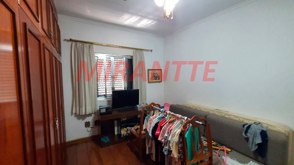 Sobrado de 205m² com 3 quartos em Jardim Virginia Bianca