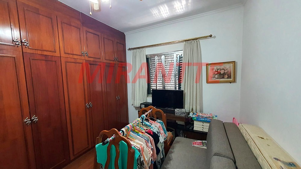 Sobrado de 205m² com 3 quartos em Jardim Virginia Bianca