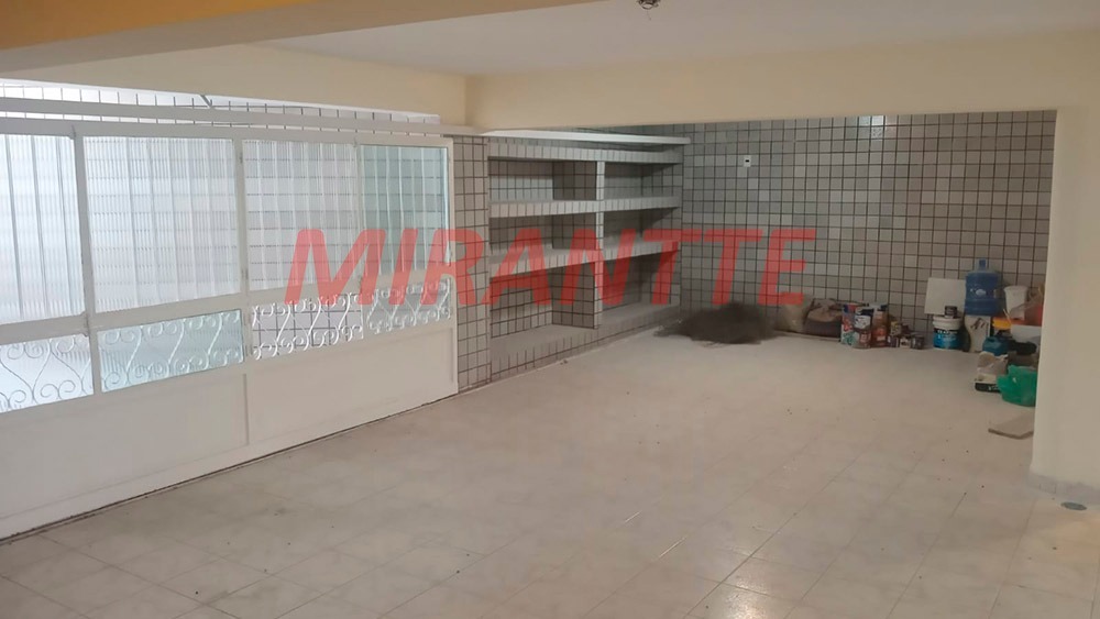Sobrado de 503m² com 6 quartos em Vila Santos